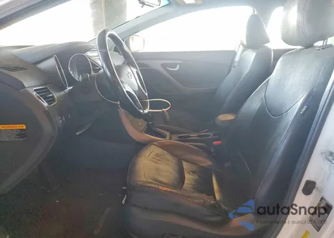 2014 Hyundai Elantra Se z USA, uszkodzony, nr VIN 5NPDH4AE5EH499805